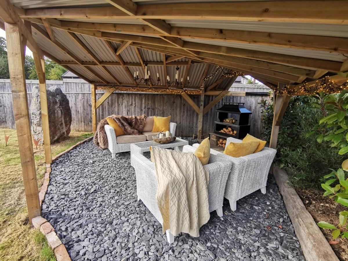 Pheasants Retreat With Hot Tub And Fire Pit Holiday home